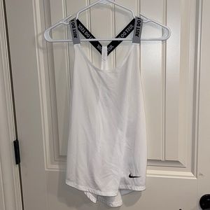 Nike sports top